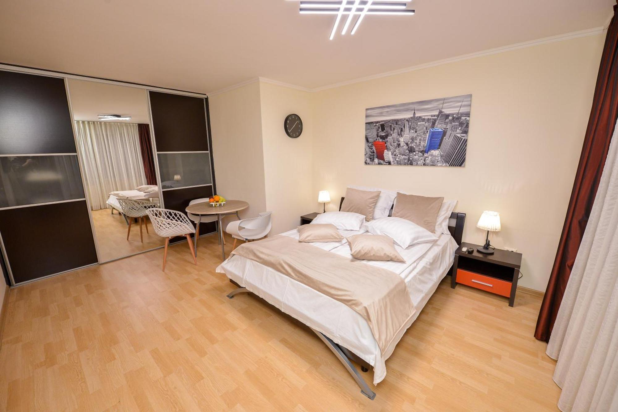 One By One - By Grand Accommodation Bucharest Room photo