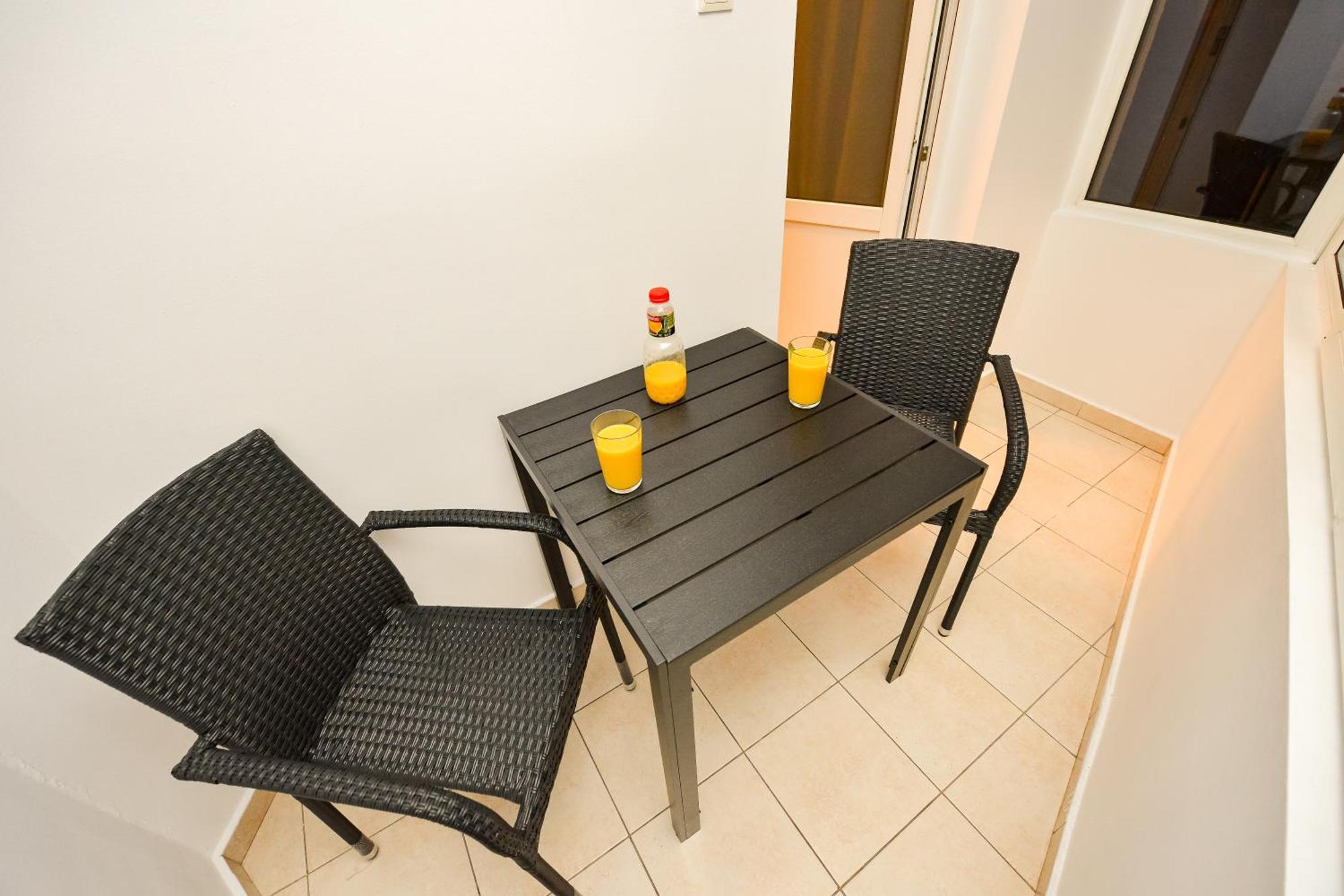 One By One - By Grand Accommodation Bucharest Room photo