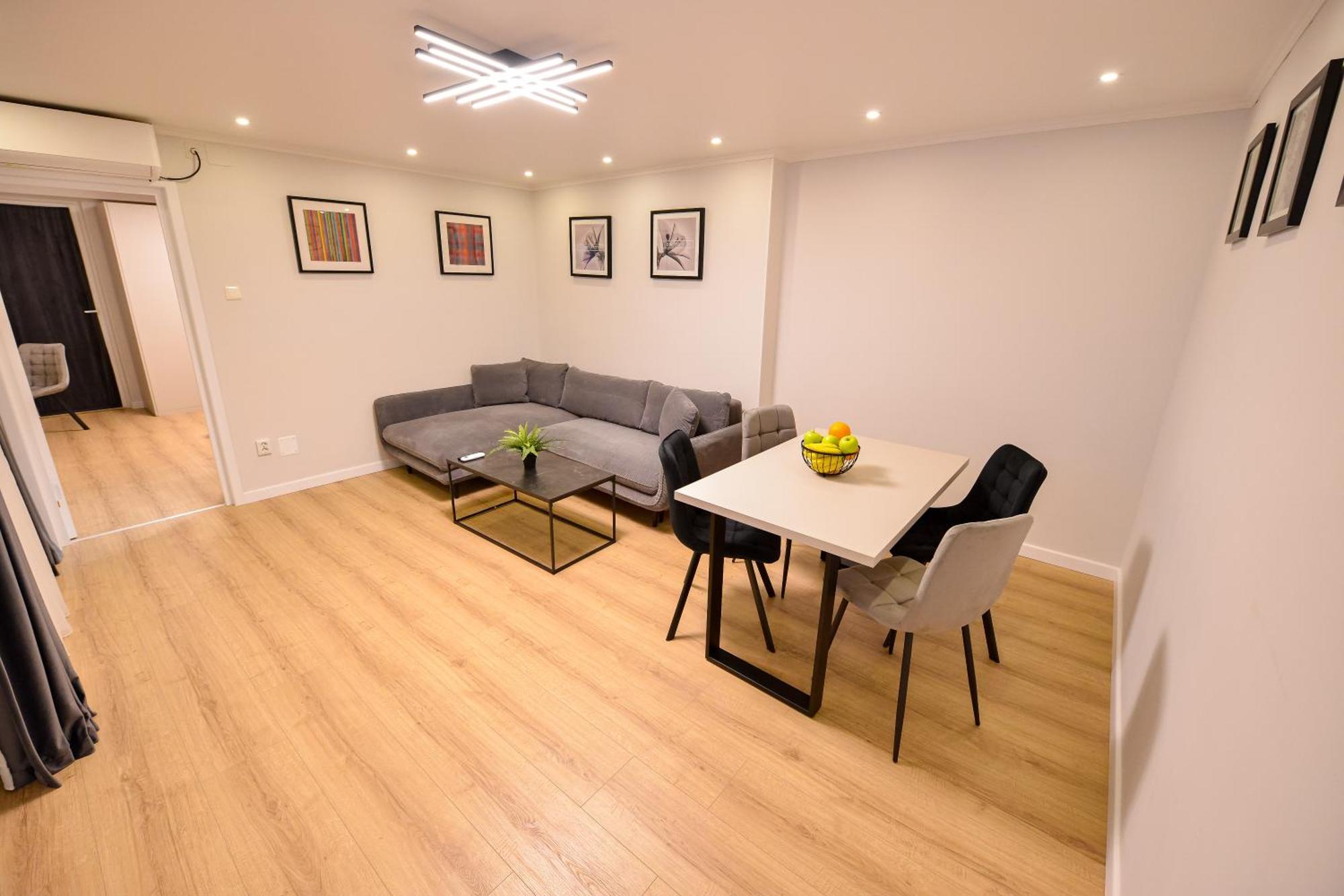 One By One - By Grand Accommodation Bucharest Room photo